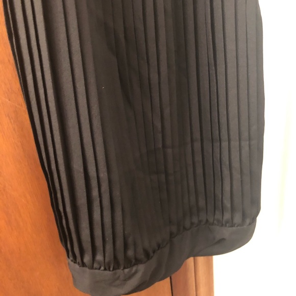 Black dress new with tags size small - Picture 3 of 4